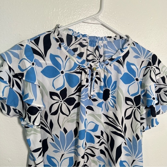 Liz Claiborne Blouse White Blue Black Floral - Picture 2 of 9